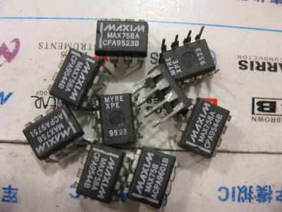 1X MAX758ACPA Adjustable, Step-Down, Current-Mode PWM Regulators MAX758
