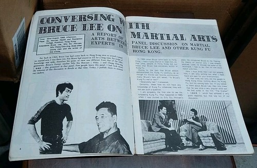 Bruce Lee studiert Jeet Kune Do Magazin exklusive Bilder! - Bild 6 von 9