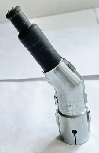 Beru 0300252105 Zündkerzenstecker ZLE 137 1K Ω spark plug socket - Picture 5 of 5