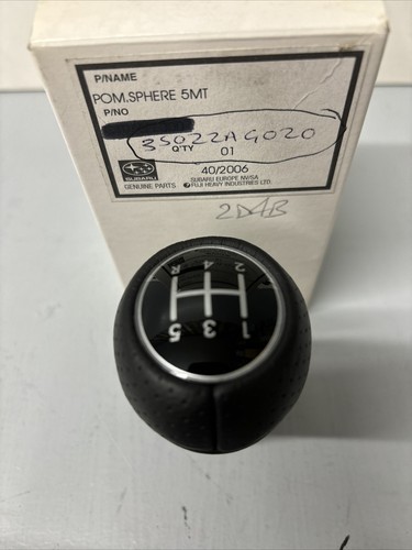 Subaru Impreza/Forester Momo Leather 5 Speed Gearshift Knob Genuine 35022AG020 - Picture 8 of 12