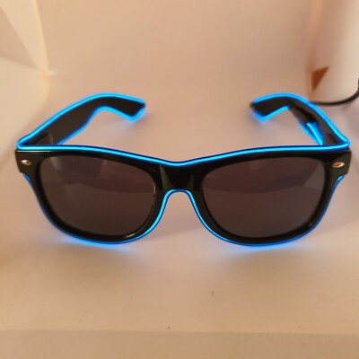 Beautiful authentic sunglasses!!! BEAUTIFUL AUTHENTIC ESCADA BLUE SUNGLASSES & CLOTH E1220 SAU  main image 3