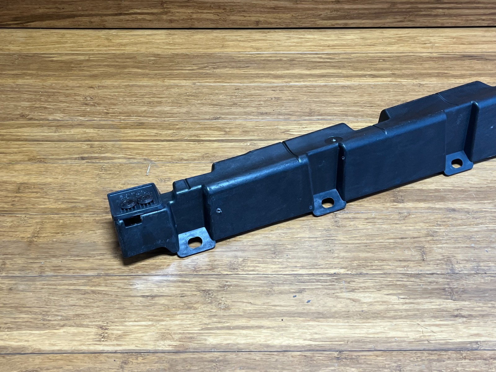 Audi R8 2016-2024 Left Lower Running board P/N 4S0853921