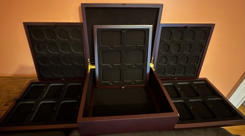 Guardhouse mahogany finish Display Box, 3 Trays For Graded Slabs 2 For Rounds
