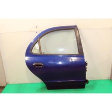 Porte arrière et accessoires Hyundai LANTRA