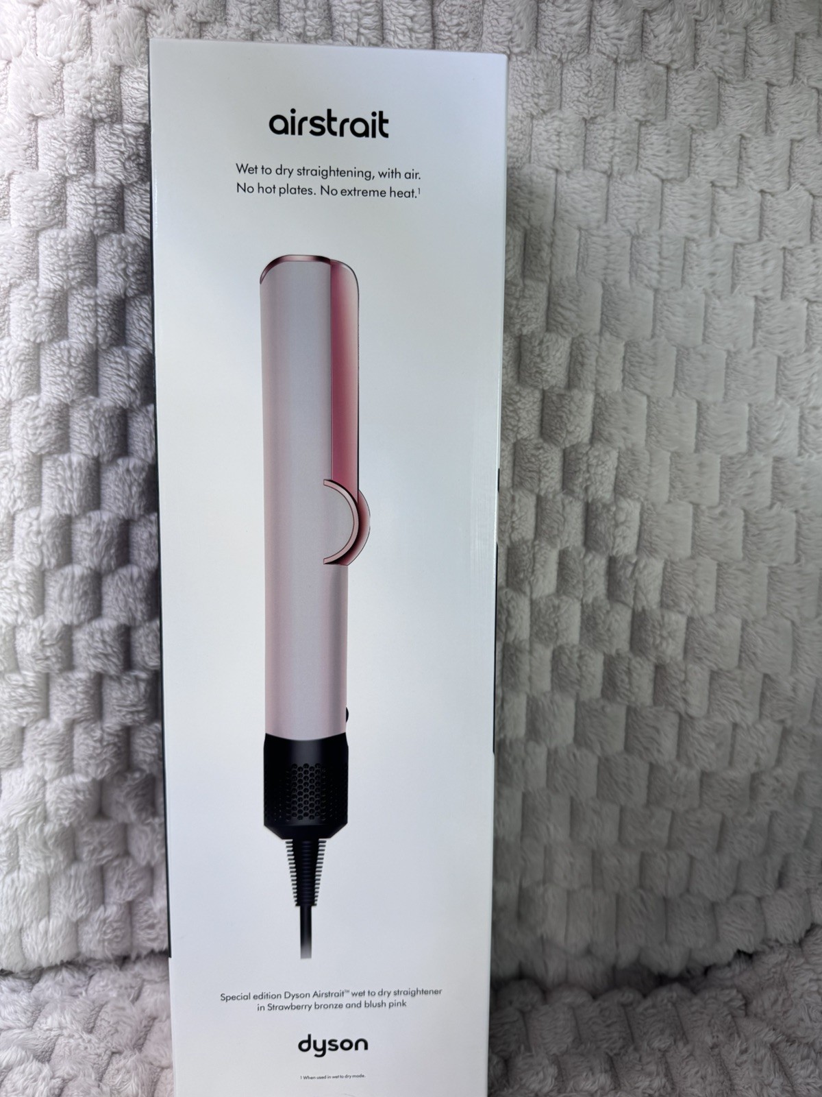 Dyson Airstrait Hair Straightener –Original New Sealed –Ceramic Pink /Rose Gold.