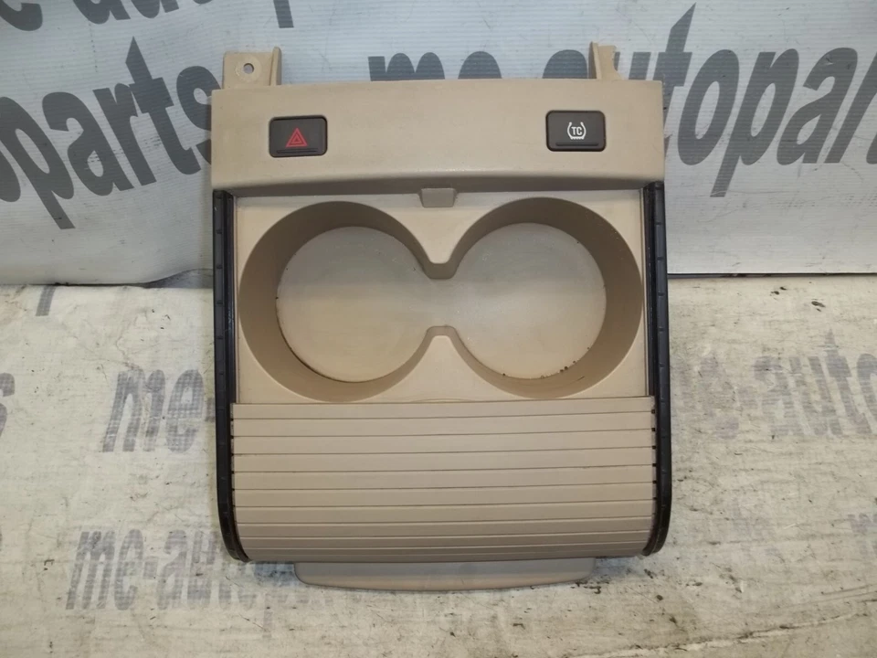 Cadillac STS 2005-2011 consola central portavasos interruptor de tracción y peligro OEM Foto 4 de 4