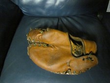 Vintage 547 Wilson Trapper Baseball Glove