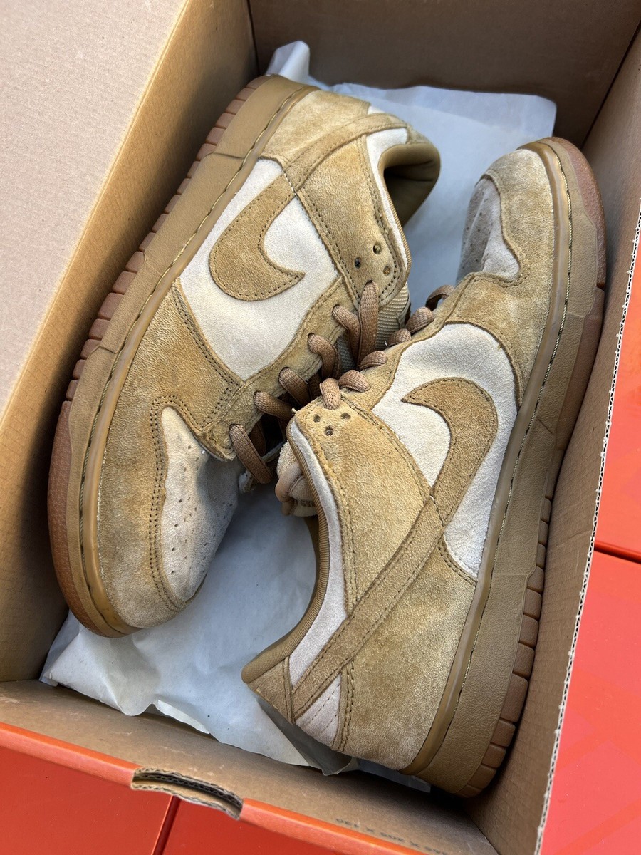 2002 Nike SB Dunk Low Pro Reese Forbes OG Wheat Suede Sz 2002 Nike SB Dunk Low Pro Reese Forbes OG Wheat Suede Sz