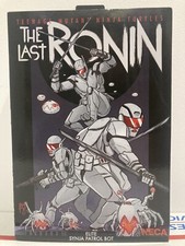 Teenage Mutant Ninja Turtles The Last Ronin ELITE SYNJA PATROL BOT Figure NECA