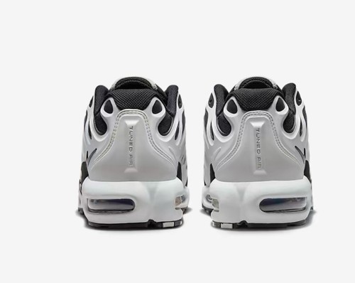 Nike Air Max Plus Drift Mens Size 11/ Women’s 12.5 White Metallic Silver Black - Picture 6 of 8