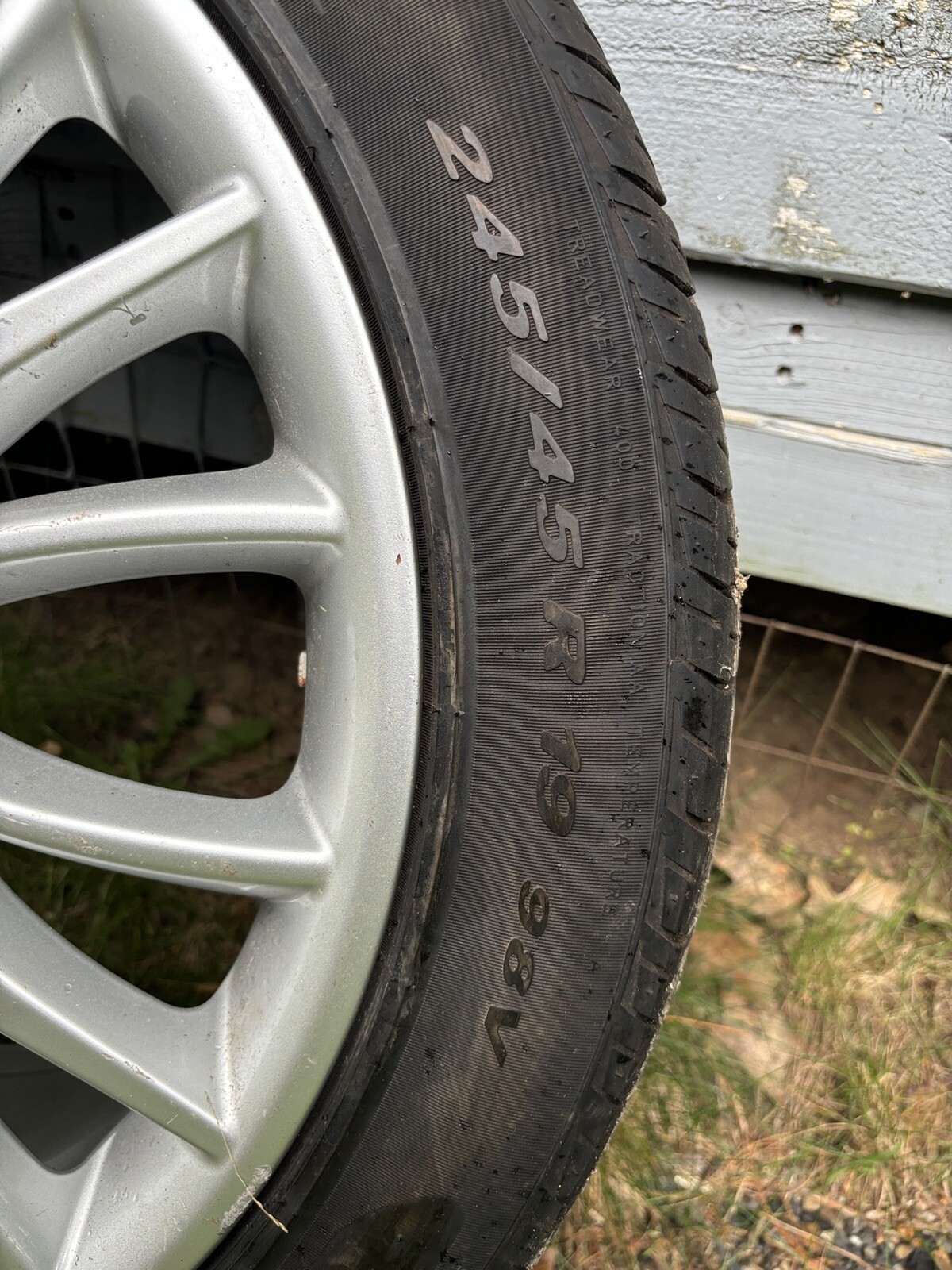 MASERATI QUATTROPORTE FRONT  REAR WHEEL TIRE COMBO 2014-17