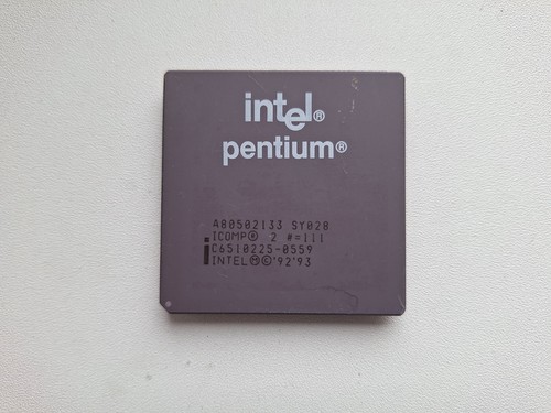Intel Pentium 133 A80502133 SY028 3.1V rare mobile Pentium 133 vintage CPU GOLD - Picture 7 of 10