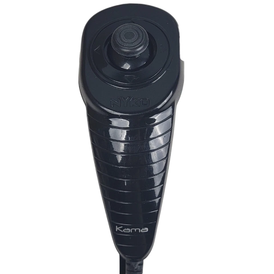 Kama Black Nunchuck for Nintendo Wii & Wii U - Image 2 of 4