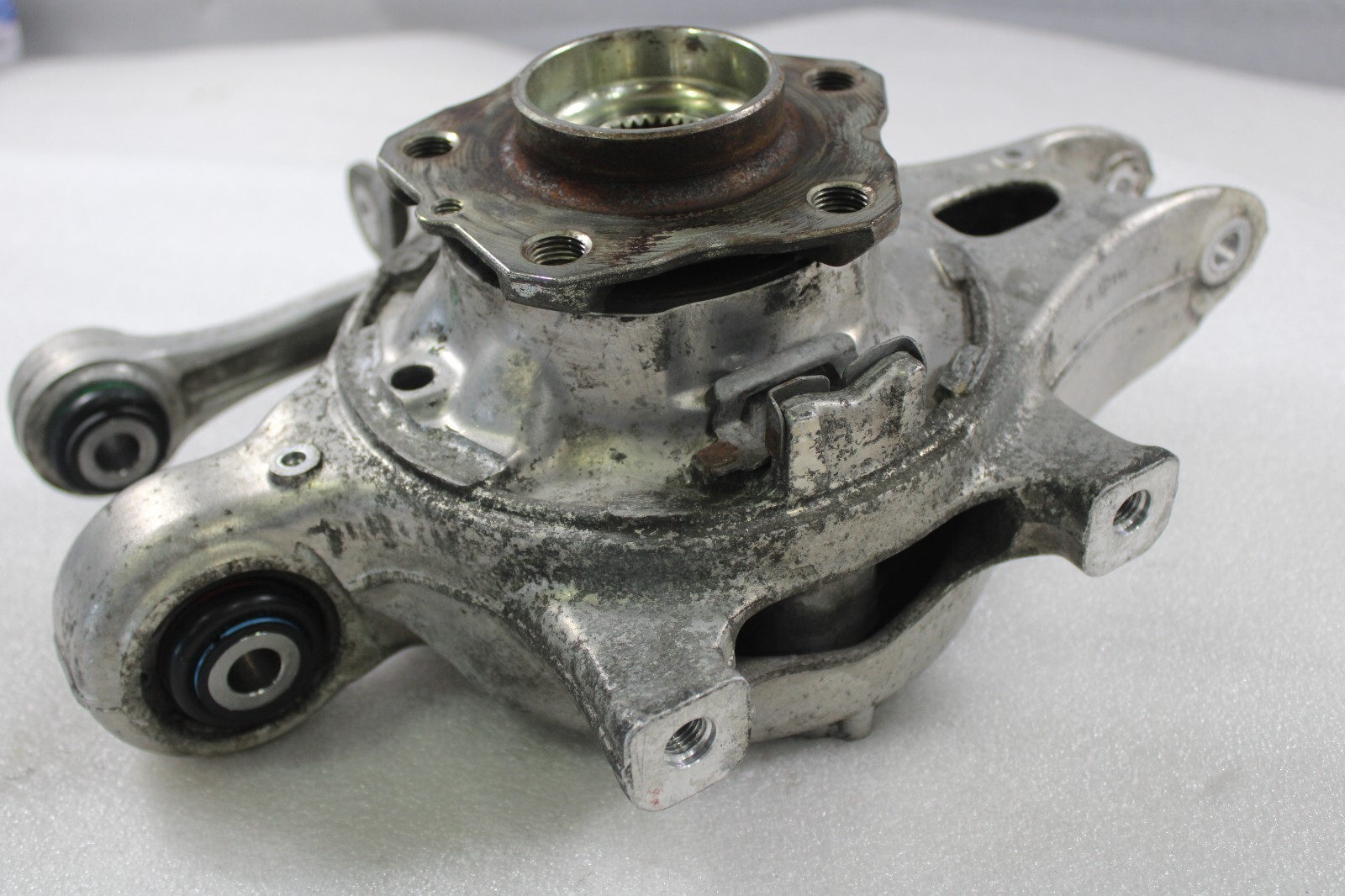 Ferrari GTC4 Lusso, California T, RH, Rear Knuckle, w/ Hub, Used, P/N 294851