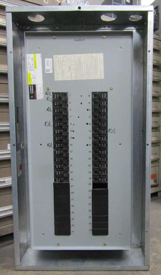 😃 GE 125 AMP MAIN LUG PANELBOARD 208Y/120 VAC 3Ø 42 CIRCUIT W/TEY BREAKERS - Image 3 of 4