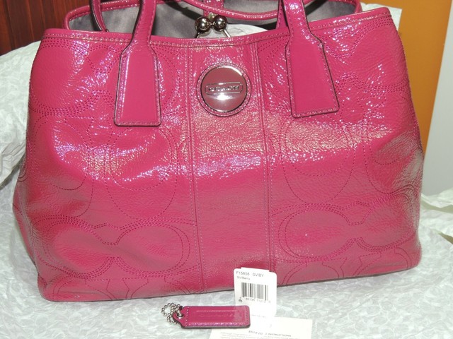 coach monogram purse