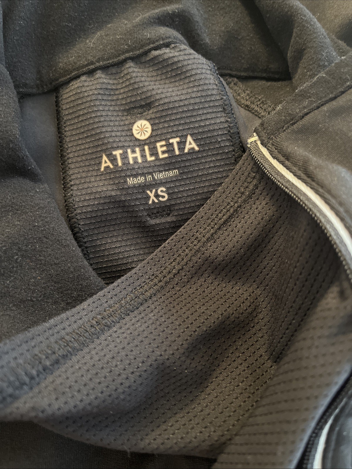 Athleta Womens Top 1/2 Zip Base layer Running Mock neck Thumbholes ...