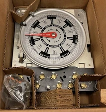 AMF Paragon 7-Day Time Controller Clock 7008-00B