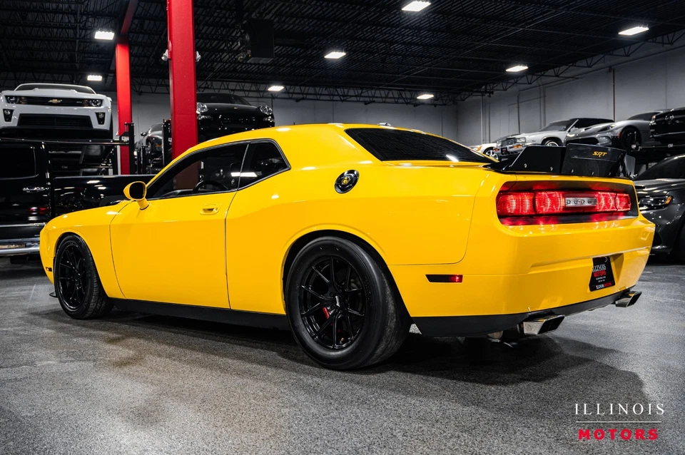 Dodge Challenger SRT8 2010 Foto 3 de 4