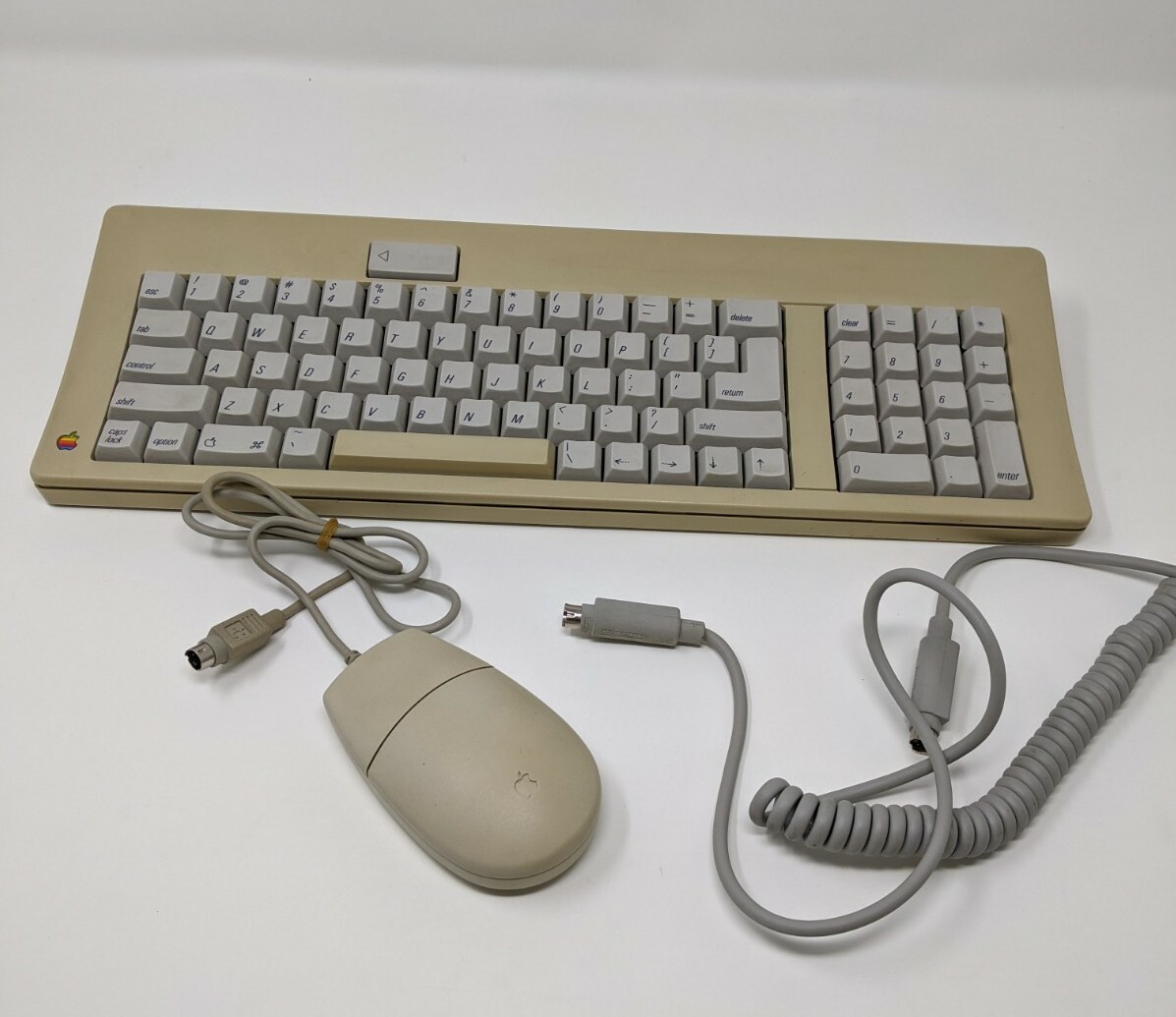 US配列！！ Apple MAC Keyboard M0116 アップル マック ADBキーボード