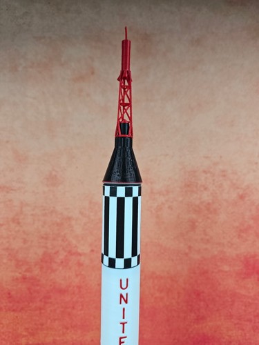 1:60 Scale NASA Red Stone Launch Vehicle Rocket Model Painted - Picture 2 of 4