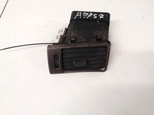 Volkswagen Passat 1995 Dash Vent (Air Vent Grille) 4b1820901, Genu #1524229-57