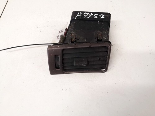 Volkswagen Passat 1995 Dash Vent (Air Vent Grille) 4b1820901, Genu #1524229-57