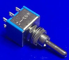 Doppio Deviatore a Levetta 3 Posizioni Stabili DP3T ON-OFF-ON 3A/250VAC 6 Poli