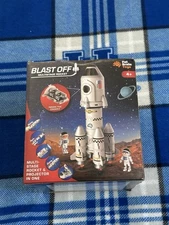 Blast Off Multistage Rocket & Projector By Fat Brain Toys New Kids Astronaut