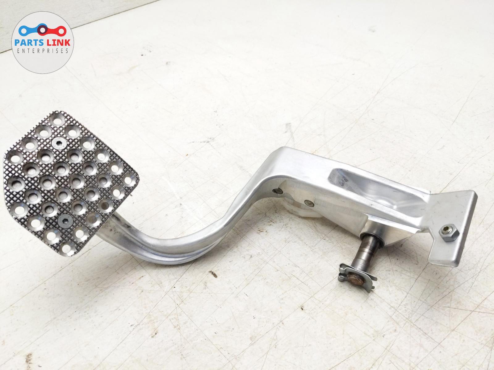 2008-14 FERRARI CALIFORNIA BRAKE PEDAL METAL FOOT PAD PLATE ASSEMBLY F149 488 F8