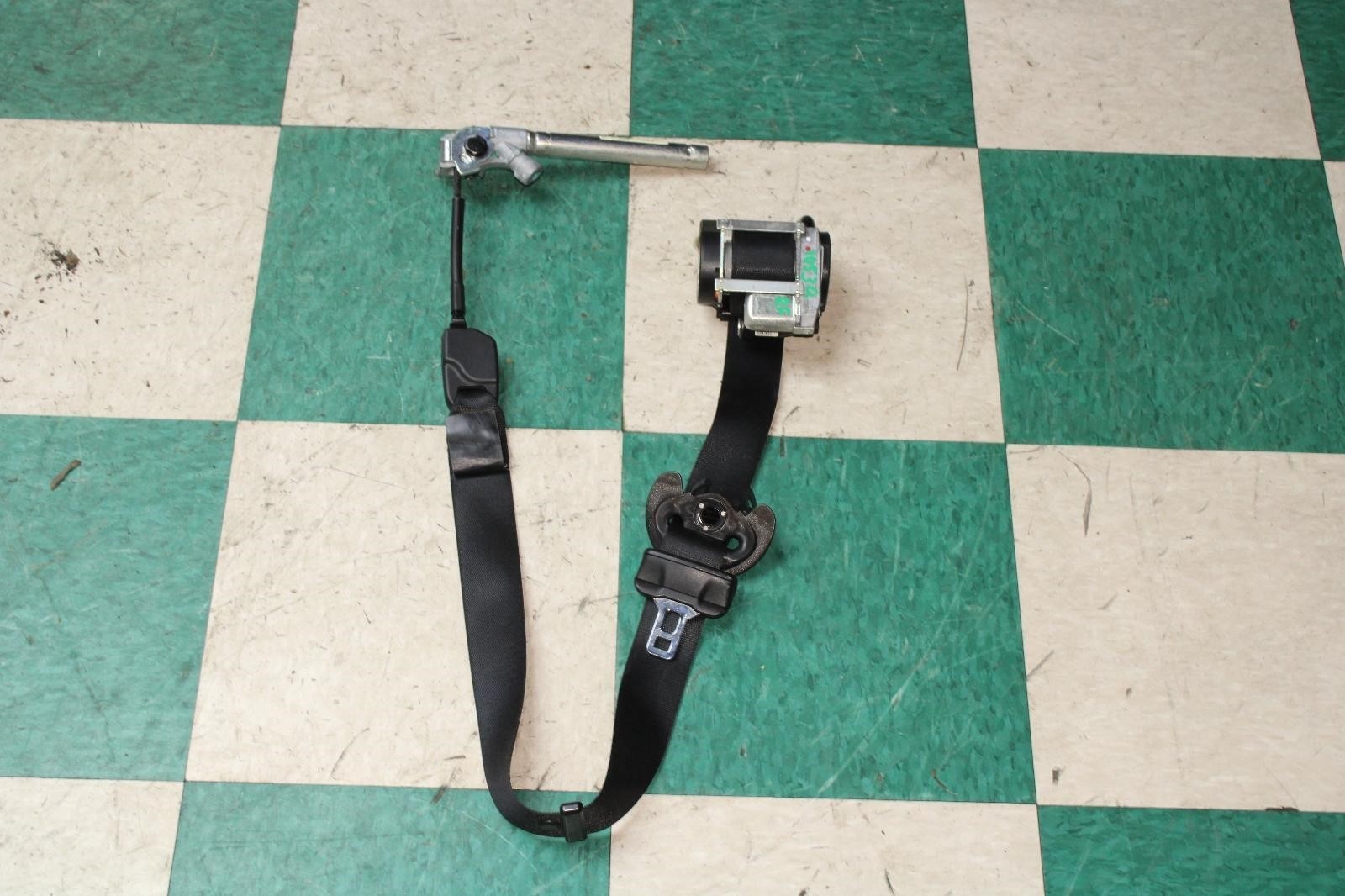 Maserati Ghibli 2014-2017 FRONT+RIGHT Seat belt