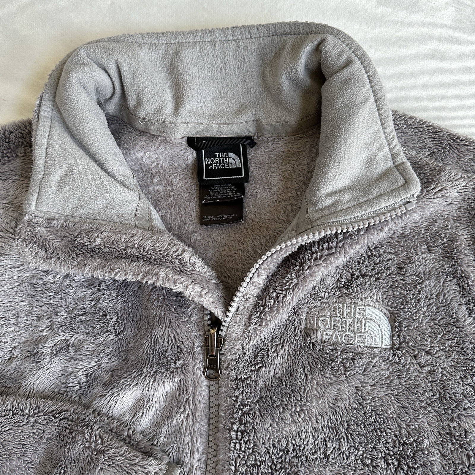 The North Face Osito 2 Jacket Small Gray Fuzzy High Pile Fleece Full Zip Womens 