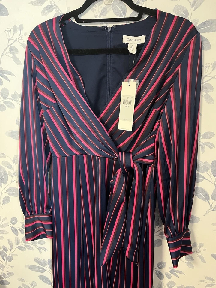 Traje de Salto Calvin Klein One Piece Talla 2 Mujer’s Azul Marino y Rosa Foto 2 de 4