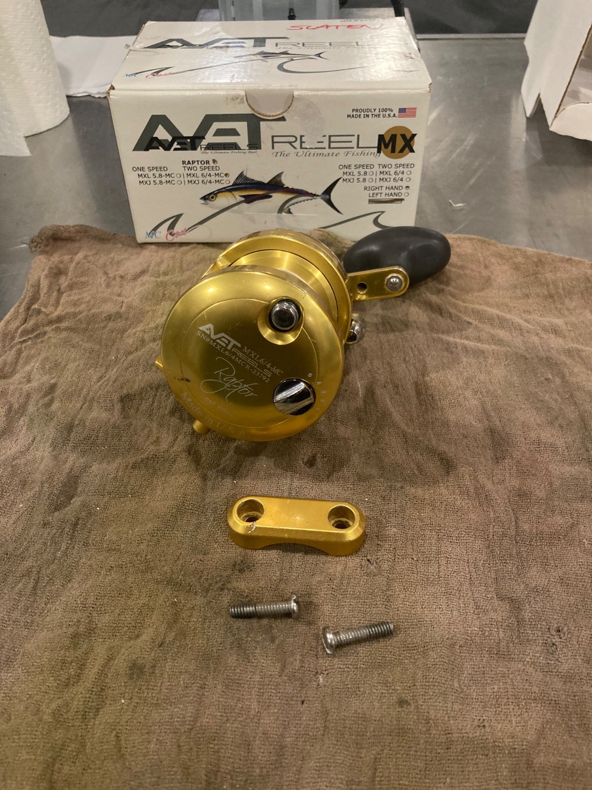 Avet MXL 6/4 MC Raptor Reel - MXL64MCRAPTOR