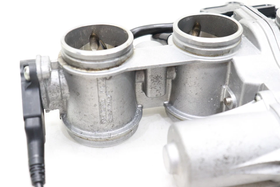 13-19 BMW S1000RR OEM THROTTLE BODY BODIES FUEL INJECTOR AIR INTAKE *7K MILES* - Image 2 of 4