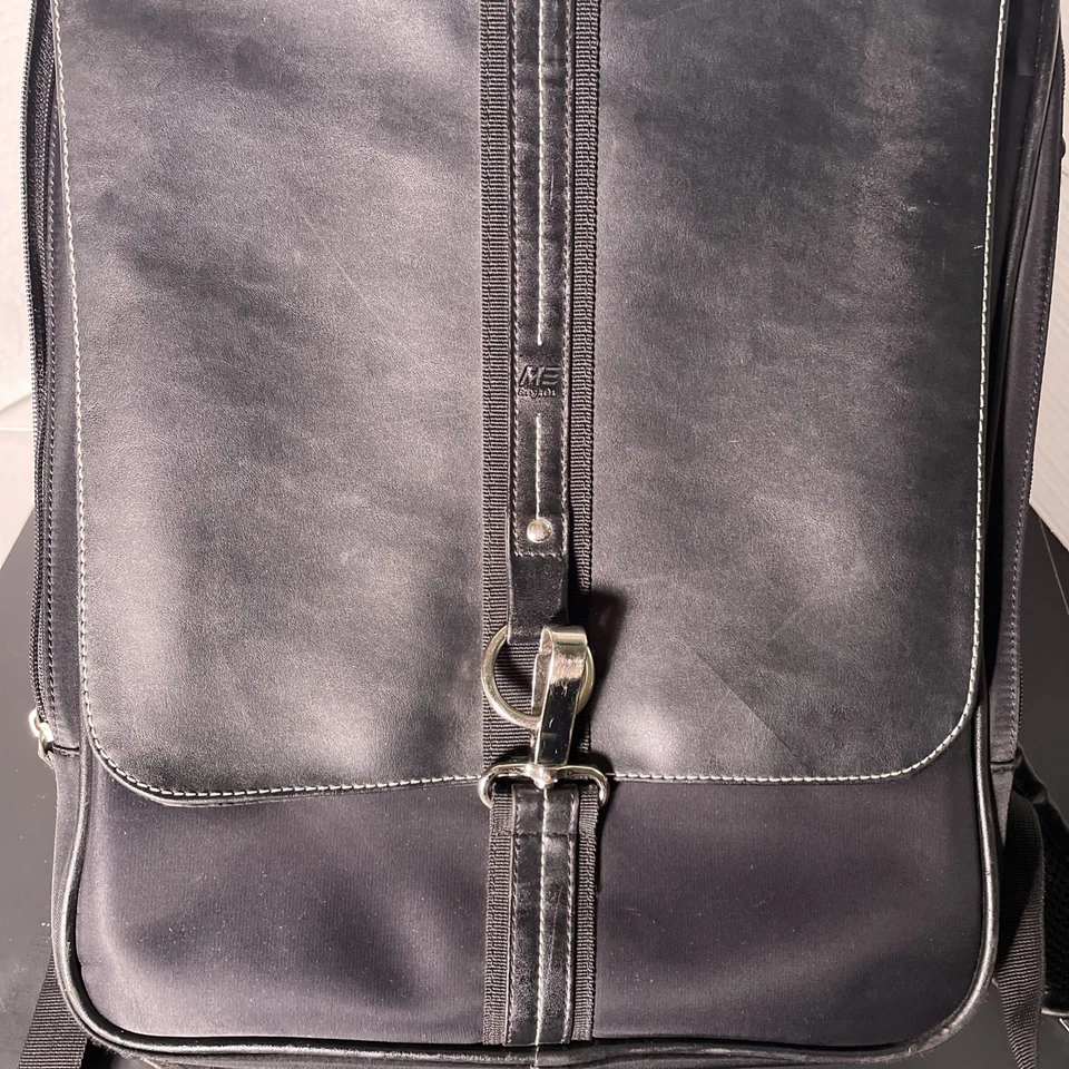Mochila ejecutiva de viaje pulida Mobile Edge negra 16” Slimline Paris para computadora portátil Foto 2 de 4