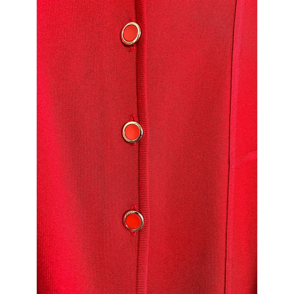 Chaqueta para mujer Exclusively Misook Power roja con botones delanteros talla pequeña Foto 3 de 4