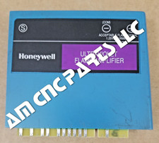 Honeywell 7800 R7849A1015 /   R7849 A 1015 Ultraviolet Flame Amplifier *TESTED*