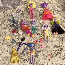 Lot Of 8 Capsule Chix Dolls Interchangeable With Accessories E1