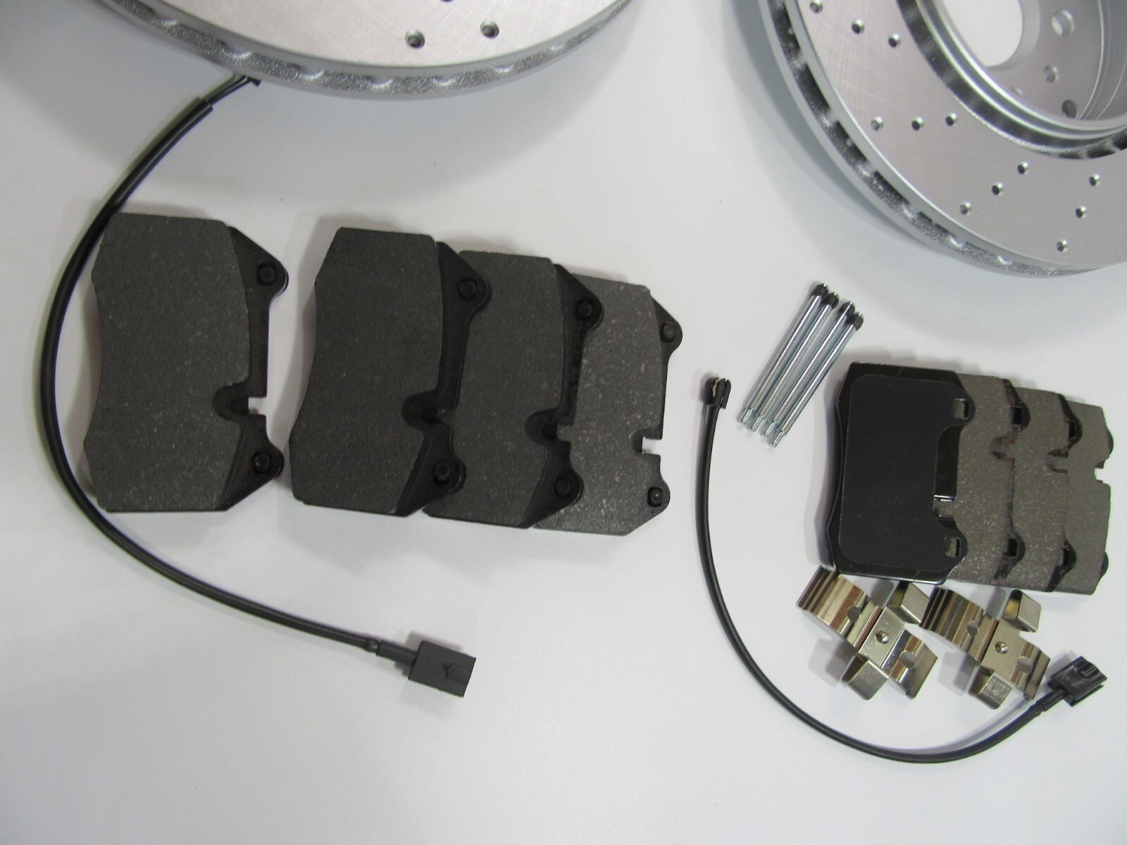 Maserati Quattroporte Gran Turismo GT front rear brake pads rotors