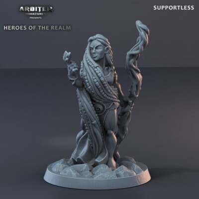 AKS3 - Druid female -01  - DnD Tabletop Pathfinder Heroquest Miniature 28mm