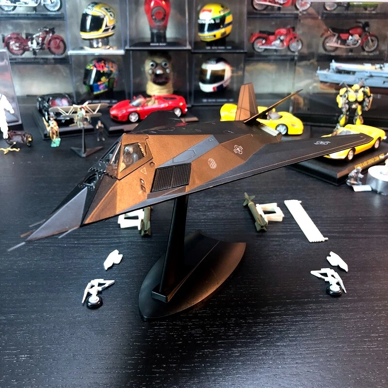 1/72 США F117 Stealth бомбардировщик самолета черный металл + пластиковые детали модель новый - Изображение 3 из 4