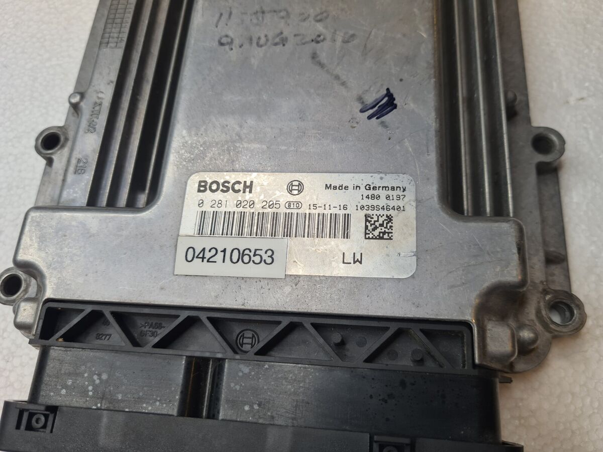 Deutz Diesel Engine Computer ECU ECM 04217756 BOSCH Deutz Diesel Engine Computer ECU ECM 04217756 BOSCH