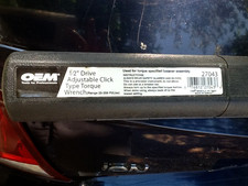 Oem Tools 12 Drive Click Type Torque Wrench 25-250 Ft Lb Oem Tools 12 Drive Click Type Torque Wrench 25-250 Ft Lb