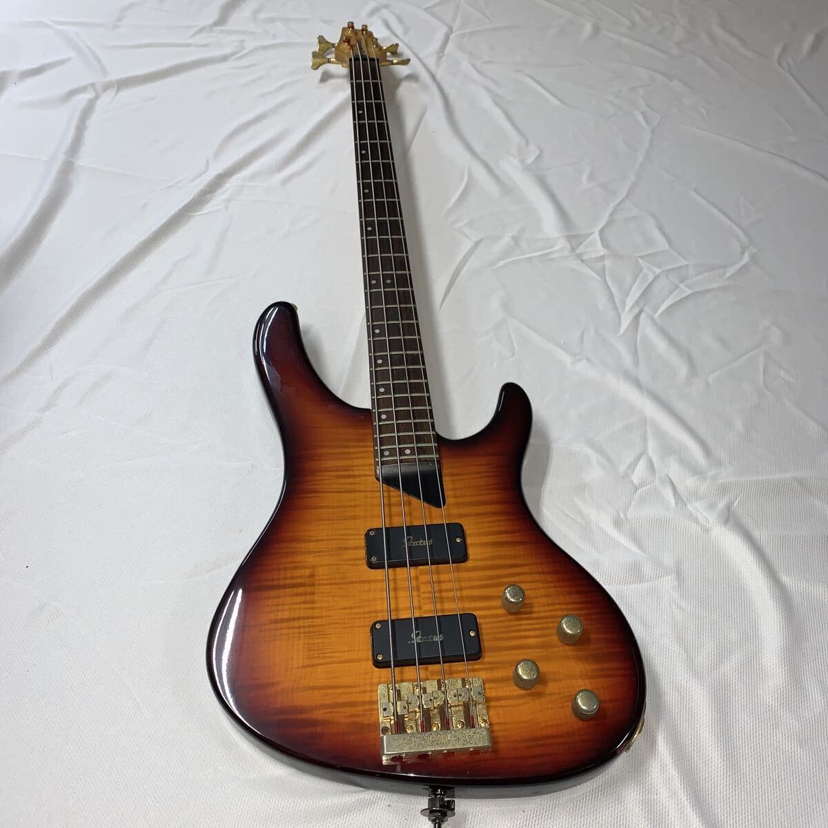 Electric Bass Guitar Washburn Kip Winger Signature Model Sunburst