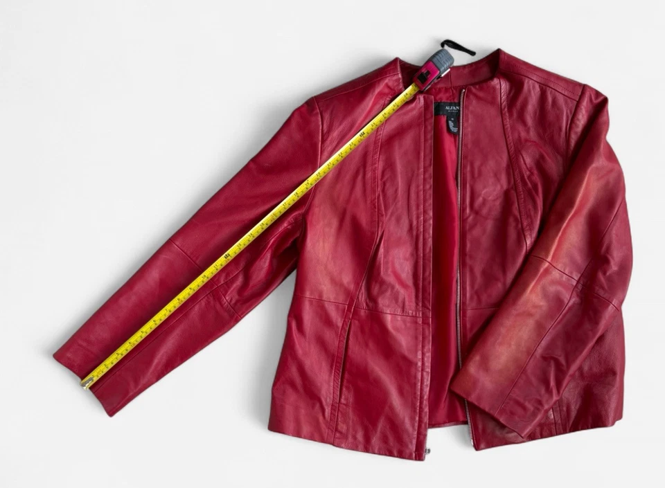 Chaqueta de cuero roja Alfani para mujer 1X puede verse muy bien como un look de gran tamaño Foto 2 de 4