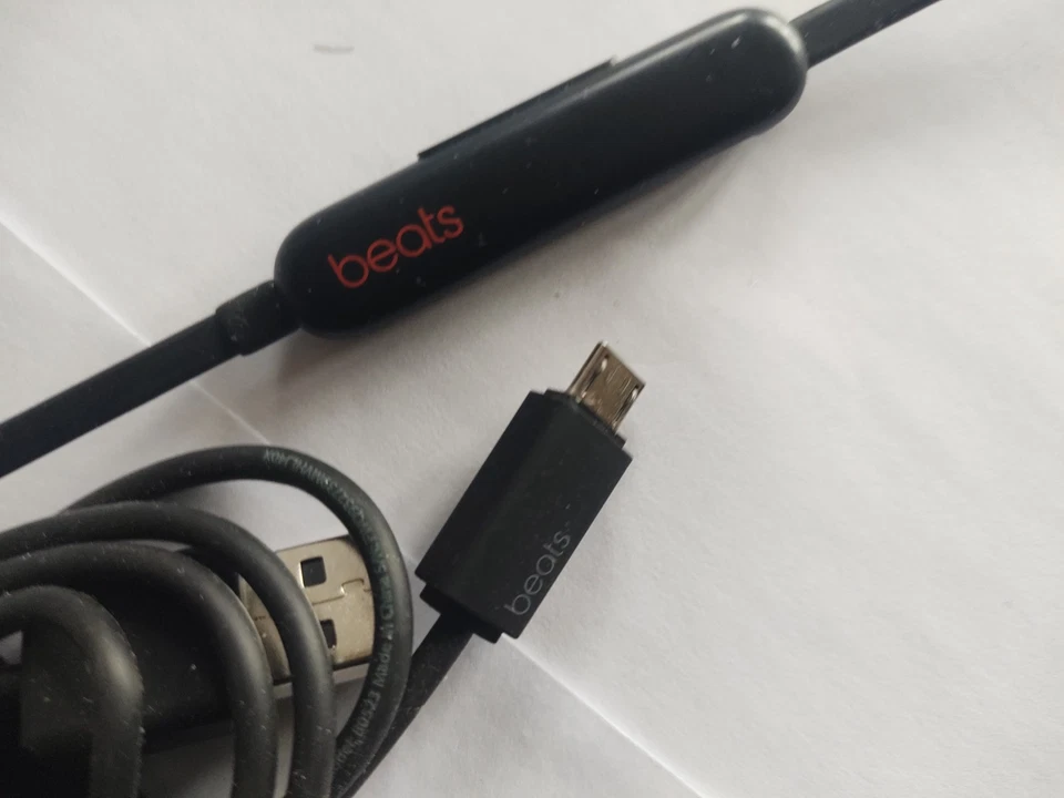 Beats Flex, photo 2 of 5