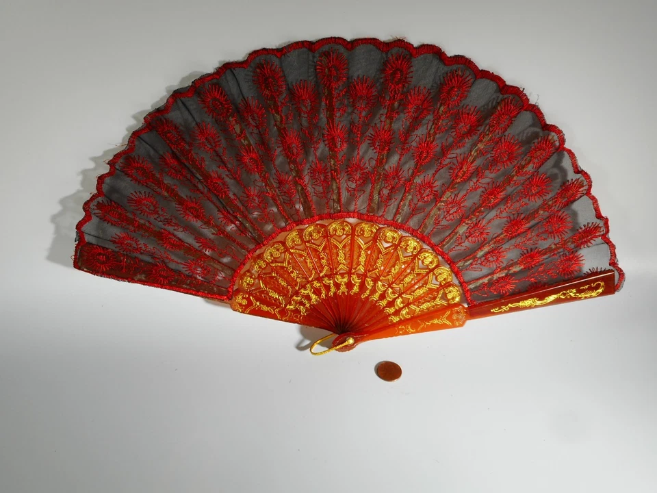 Abanico de Mano Flamenco Español Vintage - Encaje Bordado Rojo y Dorado - Baile Elegante Foto 3 de 4