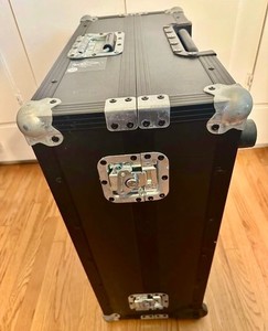 Apple IMAC 27 Computer  Heavy Duty ATA Case with wheels Great For Travel!