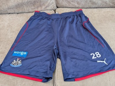 PUMA NEWCASTLE UNITED PLAYER SHORTS 2015-2016 - LARGE MENS - #28 SEYDOU DOUMBIA